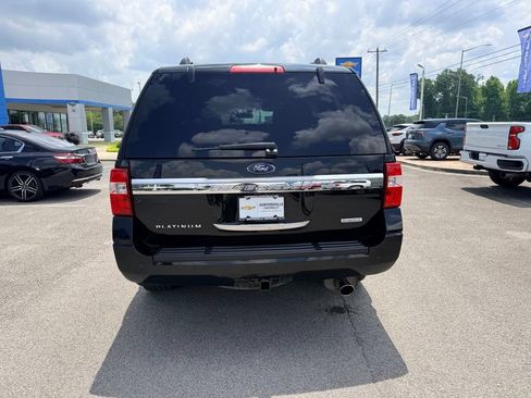 Used 2017 Ford Expedition Platinum AWD/4WD image 5