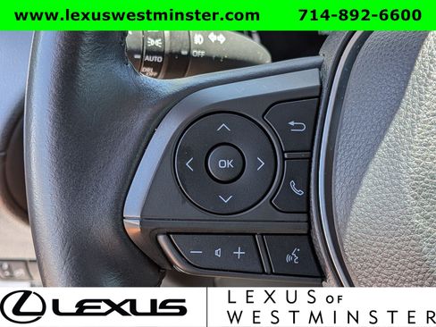Used 2023 Toyota Corolla Cross XLE w/ Convenience Package AWD/4WD image 23