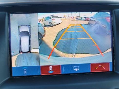 Used 2017 GMC Acadia Denali w/ Technology Package FWD image 31