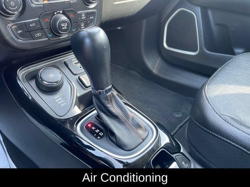 Used 2021 Jeep Compass Limited AWD/4WD image 17