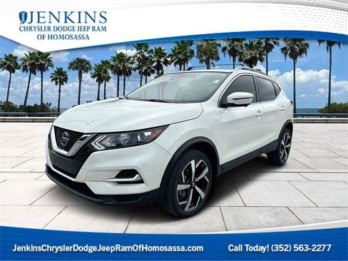 Used 2021 Nissan Rogue Sport SL image 1
