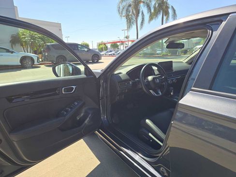 Used 2024 Honda Civic EX-L image 18