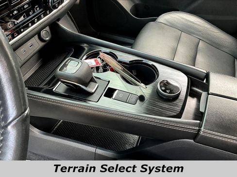 Used 2021 Nissan Rogue SL w/ Premium Package AWD/4WD image 18