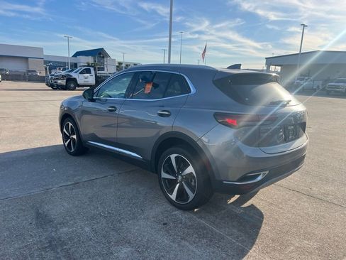Used 2022 Buick Envision Essence w/ Technology Package I AWD/4WD image 7