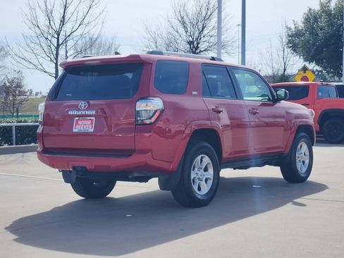 Used 2024 Toyota 4Runner SR5 AWD/4WD image 3