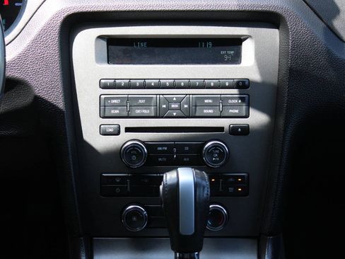 Used 2014 Ford Mustang Convertible RWD image 32