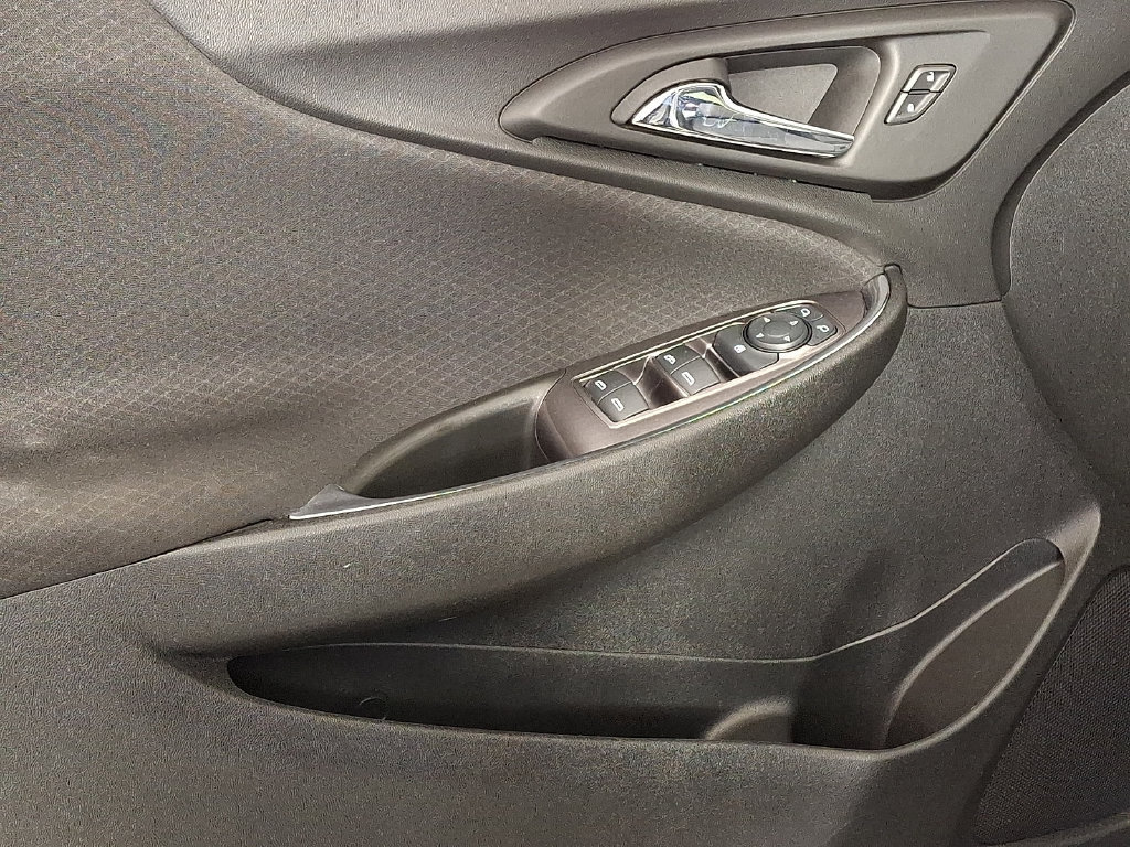Used 2021 Chevrolet Malibu LT FWD image 14