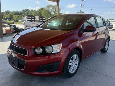 Used 2012 Chevrolet Sonic LS FWD image 6