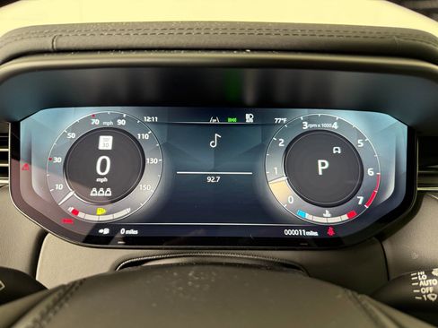 New 2026 Land Rover Range Rover Sport SE AWD/4WD image 17