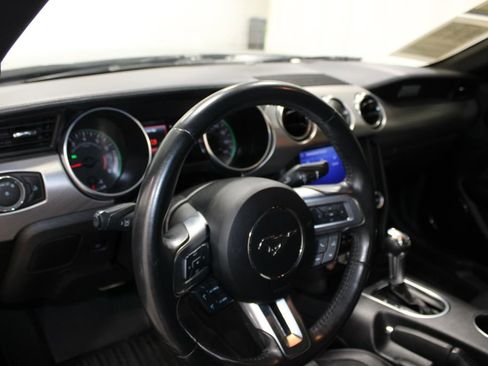 Used 2023 Ford Mustang Premium image 15