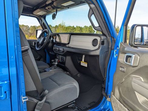 Used 2026 Jeep Wrangler Unlimited Sport AWD/4WD image 42