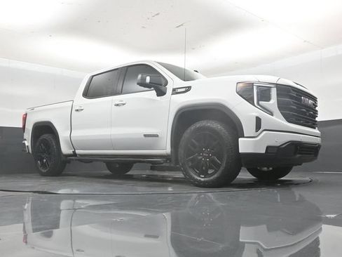 Used 2024 GMC Sierra 1500 Elevation w/ Elevation Premium Package AWD/4WD image 44