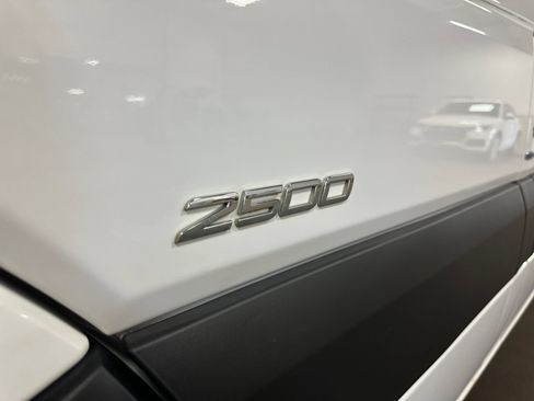Used 2016 Mercedes-Benz Sprinter 2500 image 29