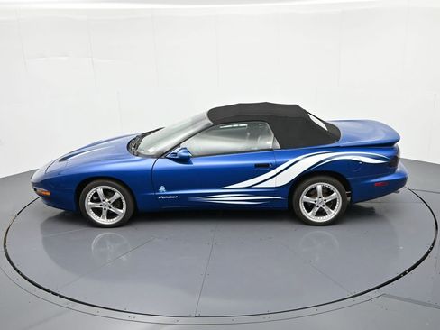 Used 1995 Pontiac Firebird Formula RWD image 17