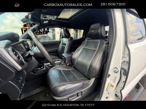 Used 2021 Toyota Tacoma TRD Pro AWD/4WD image 16