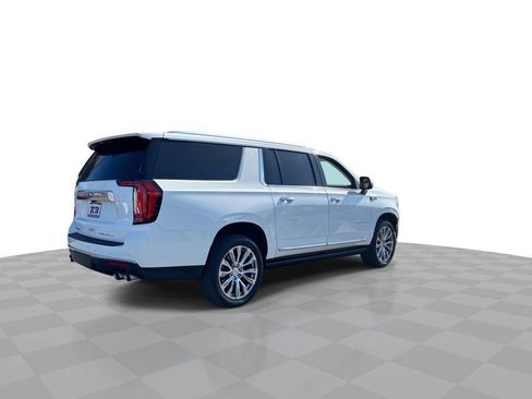 Used 2023 GMC Yukon XL Denali w/ Max Trailering Package image 9