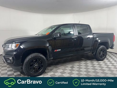 Certified 2022 Chevrolet Colorado Z71 w/ Z71 Midnight Edition AWD/4WD image 9
