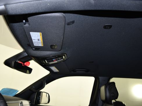 Used 2024 Jeep Wagoneer 4WD w/ HD Trailer Tow Package image 42