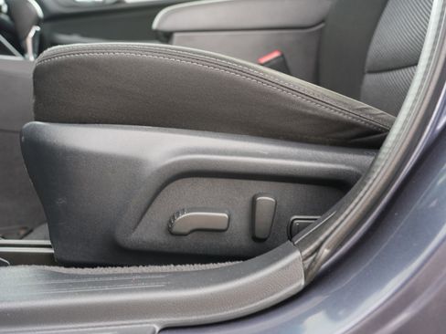 Used 2017 Subaru Outback 2.5i Premium image 15