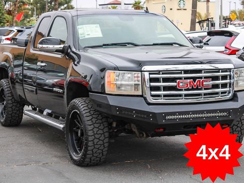 Used 2011 GMC Sierra 1500 SLT w/ SLT Convenience Package AWD/4WD image 3