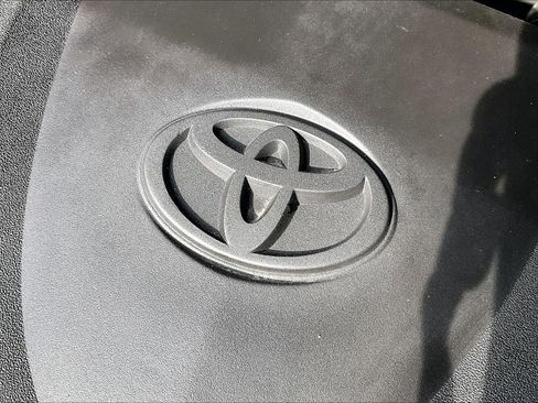 Used 2021 Toyota Sienna XSE w/ XSE Plus Package image 34