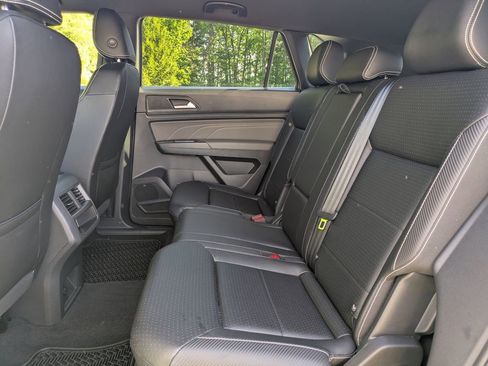 Certified 2023 Volkswagen Atlas Cross Sport SE AWD/4WD image 14