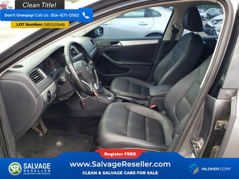 Used 2011 Volkswagen Jetta SEL FWD image 9