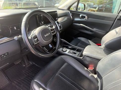 Used 2022 Kia Sorento EX FWD image 17