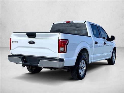 Used 2016 Ford F150 XLT image 2