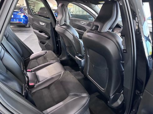 Used 2019 Volvo XC60 T5 R-Design w/ Protection Package Premier image 17