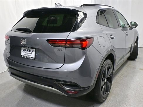 Certified 2022 Buick Envision Essence w/ Technology Package II image 3