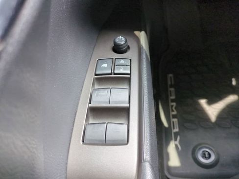 Used 2021 Toyota Camry SE w/ Cold Weather Package AWD/4WD image 23