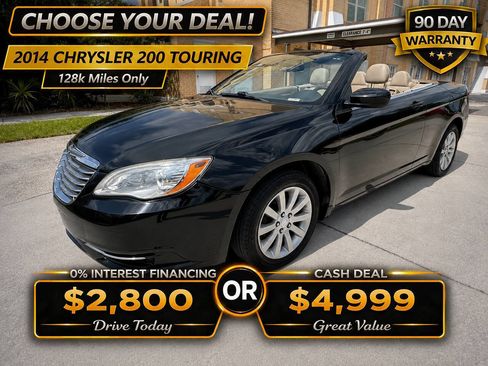 Used 2014 Chrysler 200 Touring FWD image 1