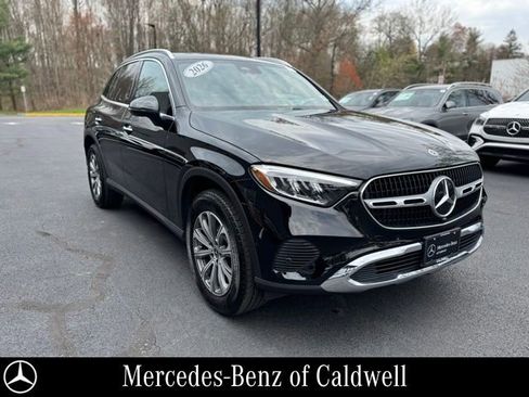 Used 2026 Mercedes-Benz GLC 300 4MATIC image 1