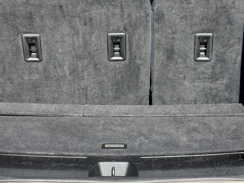 Used 2024 Buick Enclave Premium image 16