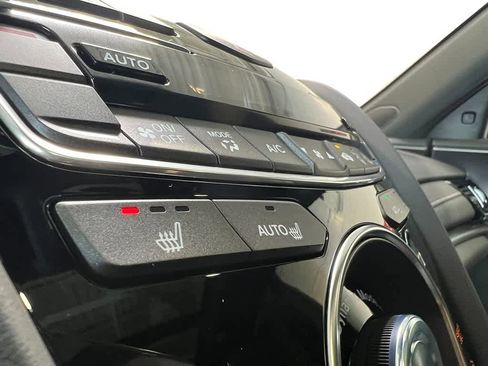 New 2026 Acura RDX SH-AWD image 18