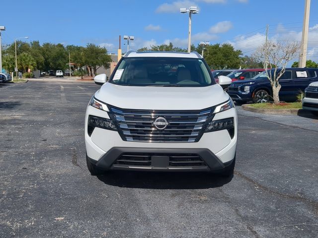 Used 2025 Nissan Rogue SV w/ SV Premium Package AWD/4WD image 3