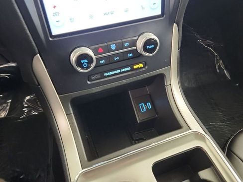 Used 2022 Ford Edge SEL w/ Convenience Package AWD/4WD image 18