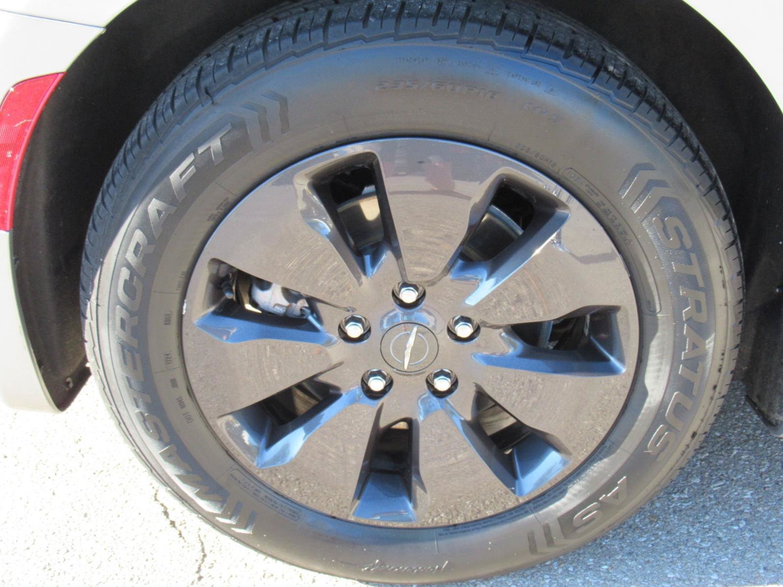 Used 2019 Chrysler Pacifica Touring-L w/ S Appearance Package FWD image 7