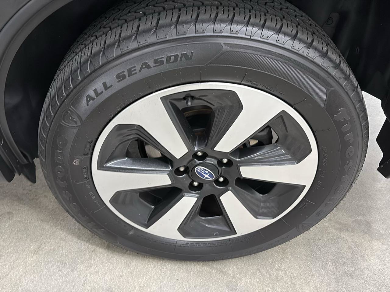 Used 2017 Subaru Forester 2.5i Limited w/ Popular Package #2 AWD/4WD image 25