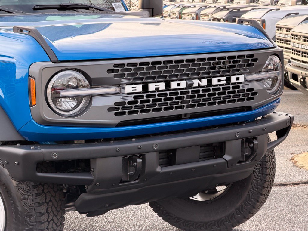 Certified 2025 Ford Bronco Badlands AWD/4WD image 11
