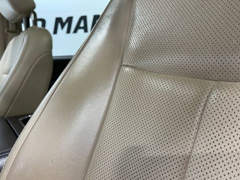 Used 2018 Ford F150 Lariat w/ Equipment Group 502A Luxury AWD/4WD image 18