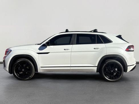 New 2026 Volkswagen Atlas Cross Sport SEL R-Line image 3