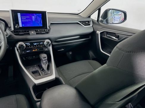 Certified 2025 Toyota RAV4 XLE FWD image 23