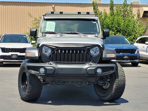 Used 2022 Jeep Wrangler Unlimited Sport AWD/4WD image 3