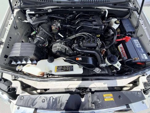 Used 2008 Ford Explorer Sport Trac XLT RWD image 10