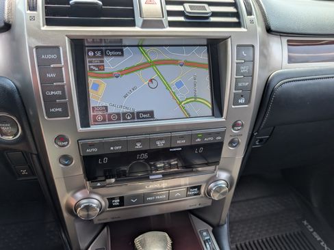 Used 2019 Lexus GX 460 Premium AWD/4WD image 30