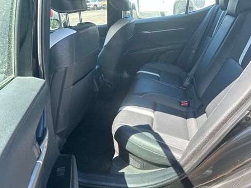 Used 2025 Toyota Camry SE FWD image 9