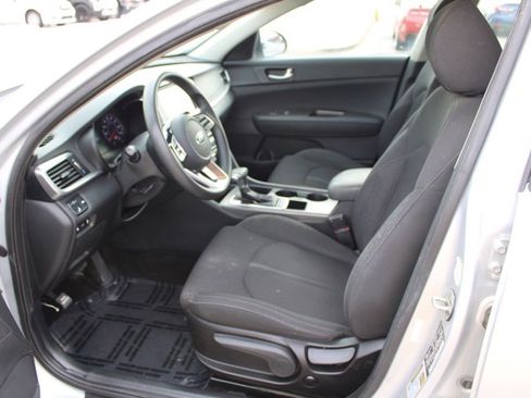 Used 2020 Kia Optima LX FWD image 14