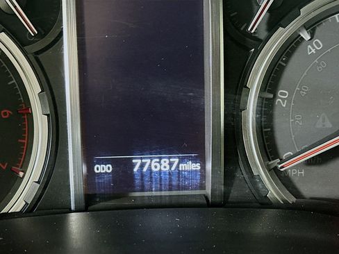 Used 2021 Toyota 4Runner TRD Off-Road Premium image 18